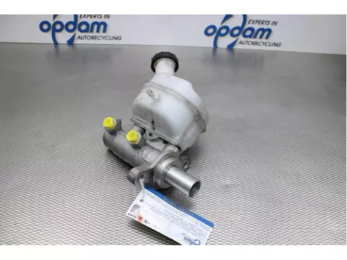 Hoofdremcilinder-7620172