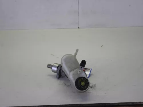 Hoofdremcilinder-7884732