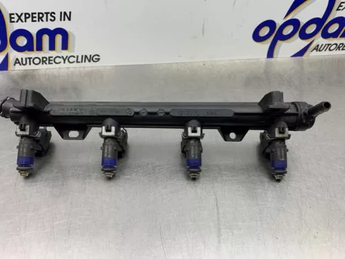 Injector (benzine injectie)-8252659