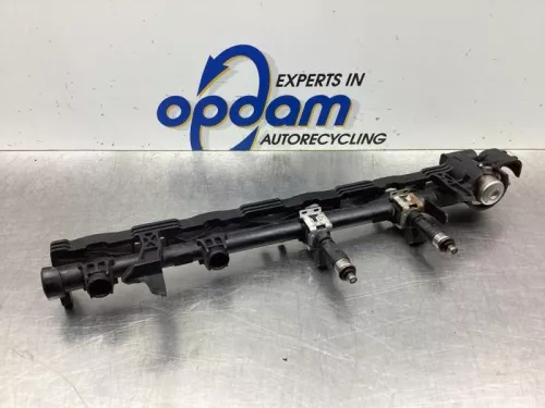 Injector (benzine injectie)-7875387